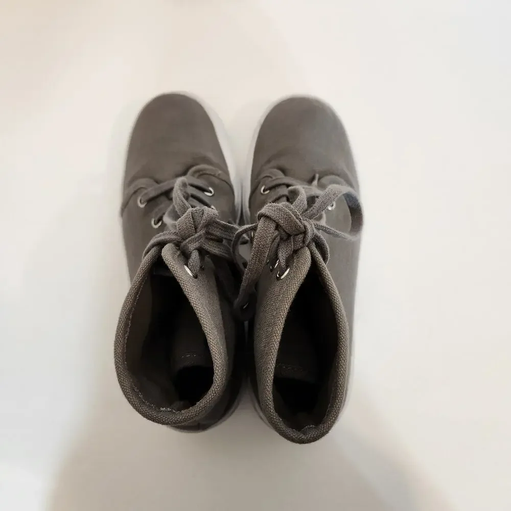 FOREVER 21 Grey White Canvas Platform Combat Lug Sole Sneaker Boot Womens 8